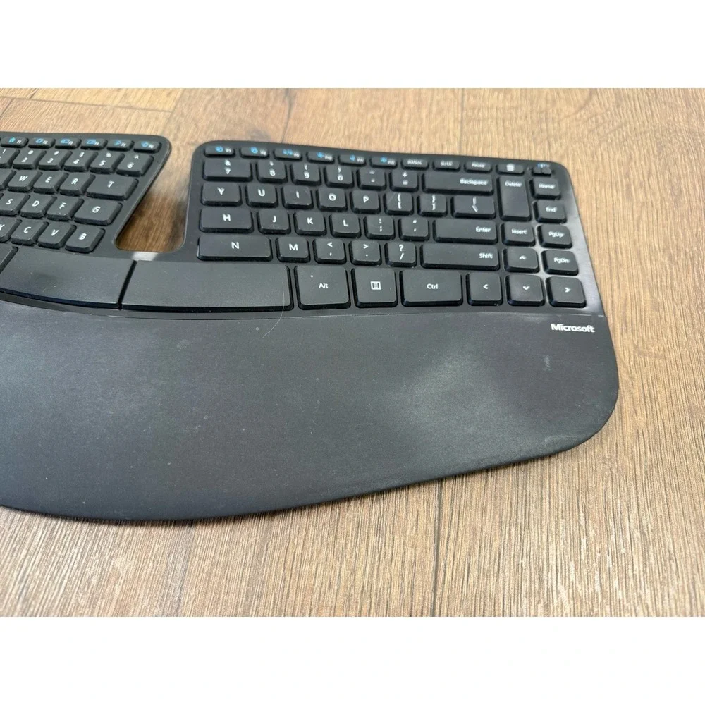 Microsoft Surface Edition Sculpt Ergonomic Wireless Keyboard, Working/ No Dongle